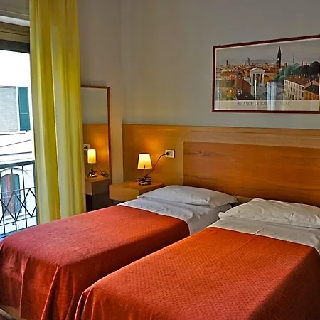 Hotel Dover 2*